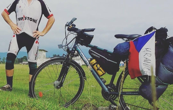 Tomík na cestách: Na kole do Gruzie a zpět